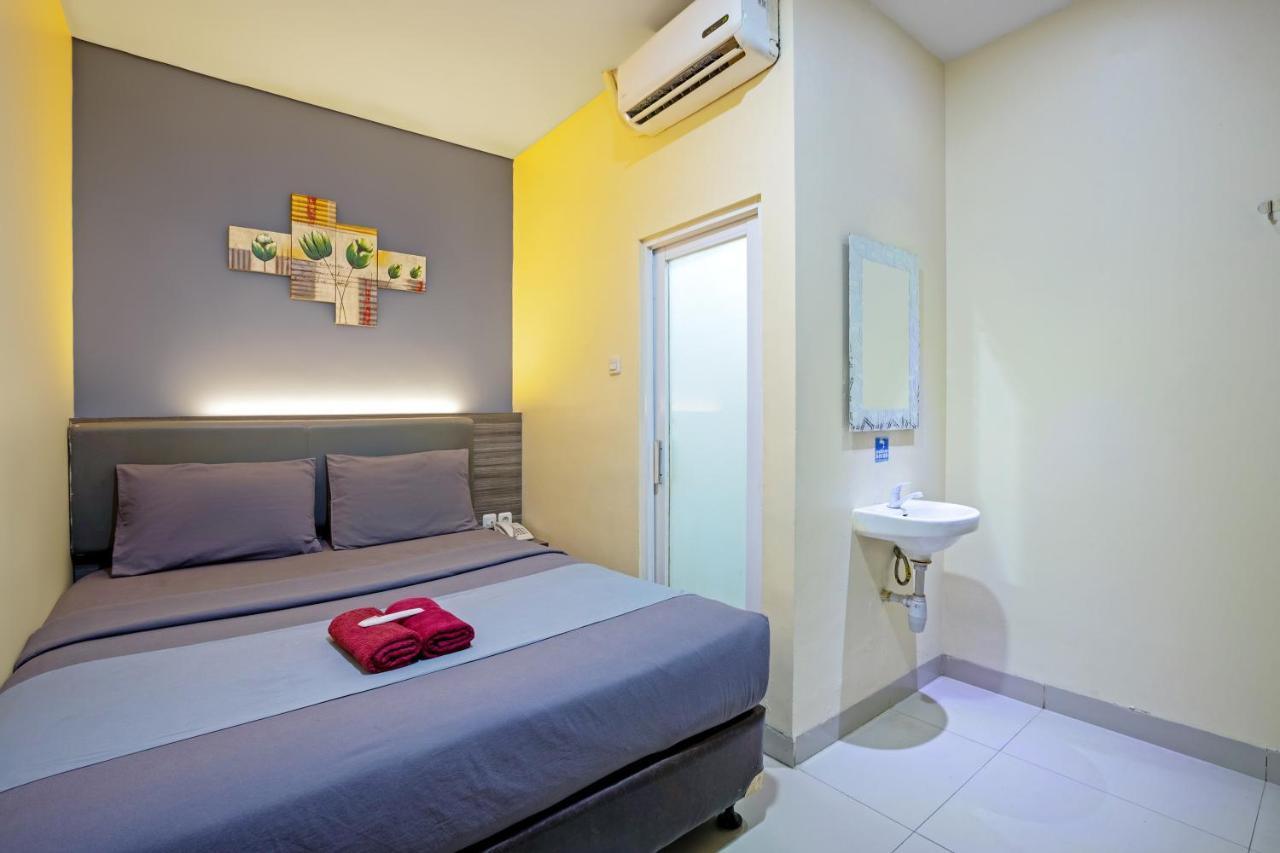 City Biz Residence Jakarta Exteriör bild